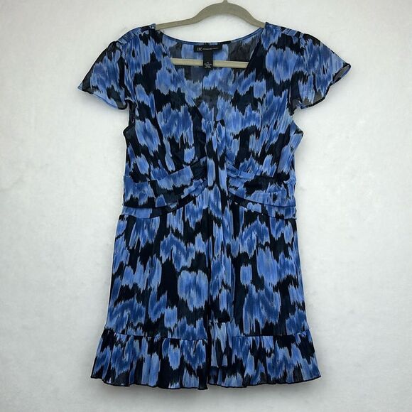 I.N.C Mesh Top Ruffle Hem Floral Print V-neck Short Sleeves Sz M - Picture 1 of 7